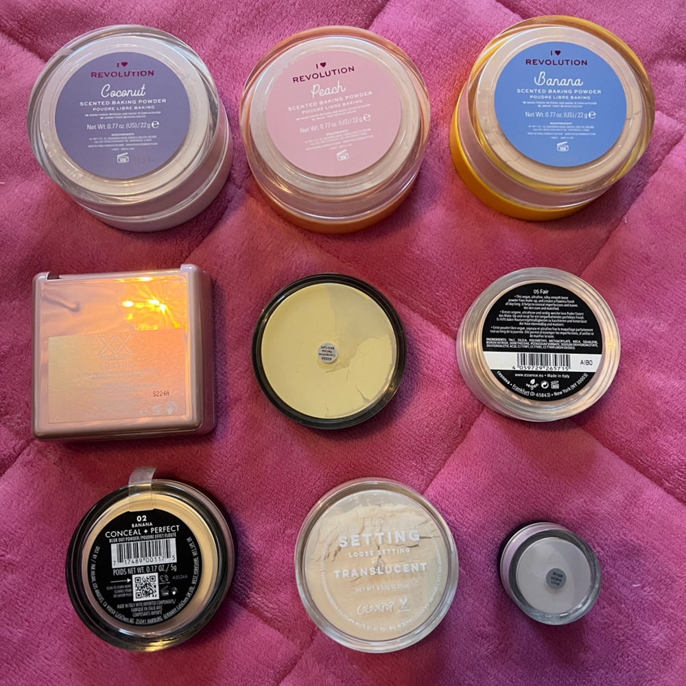 Bundle of 9 Loose Translucent Setting Powder - Picture 2 of 2
